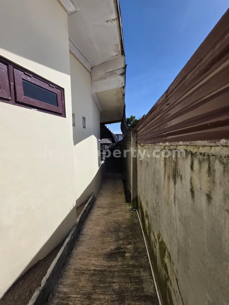 Shop & House for Sale – Main Road Ampenan, Mataram