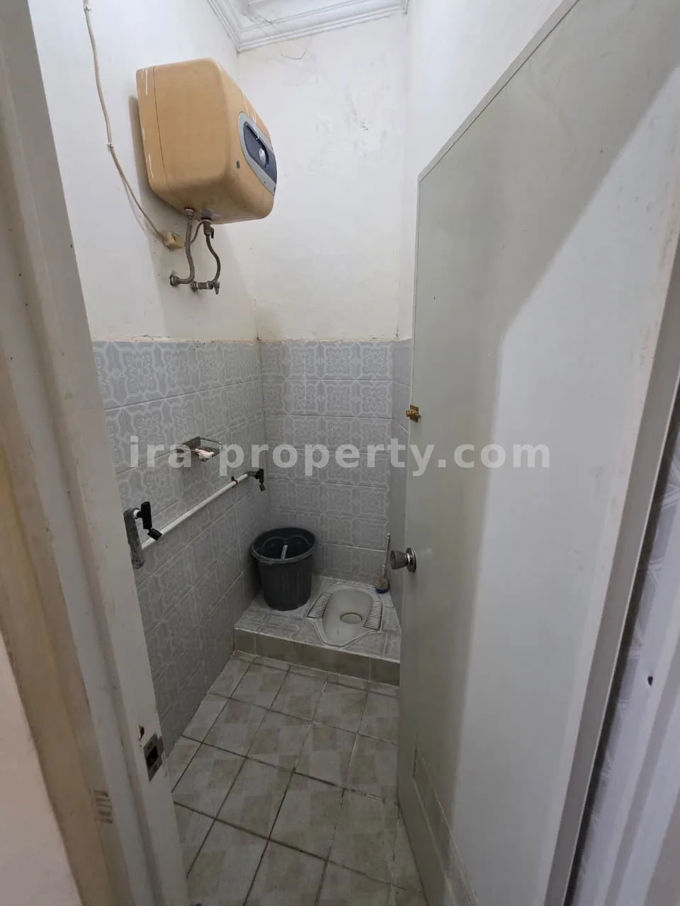 Shop & House for Sale – Main Road Ampenan, Mataram