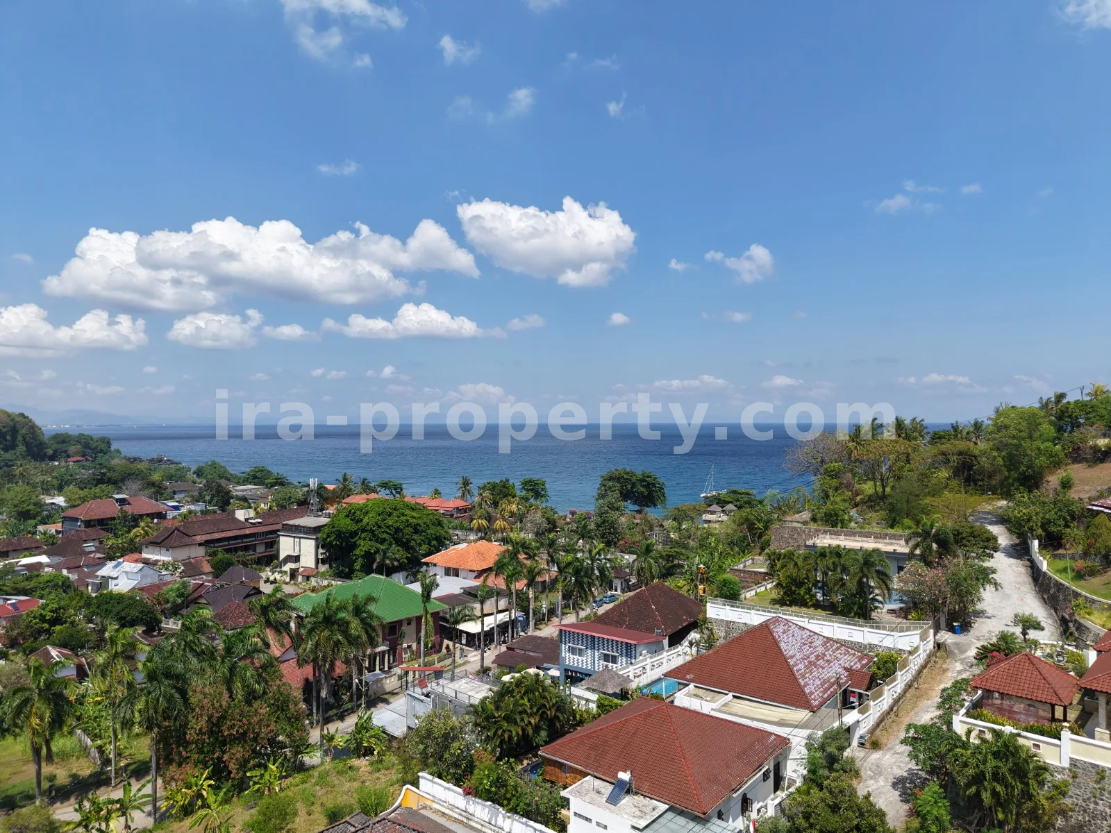 Ocean View Land in Green Valley – Central Senggigi, West Lombok