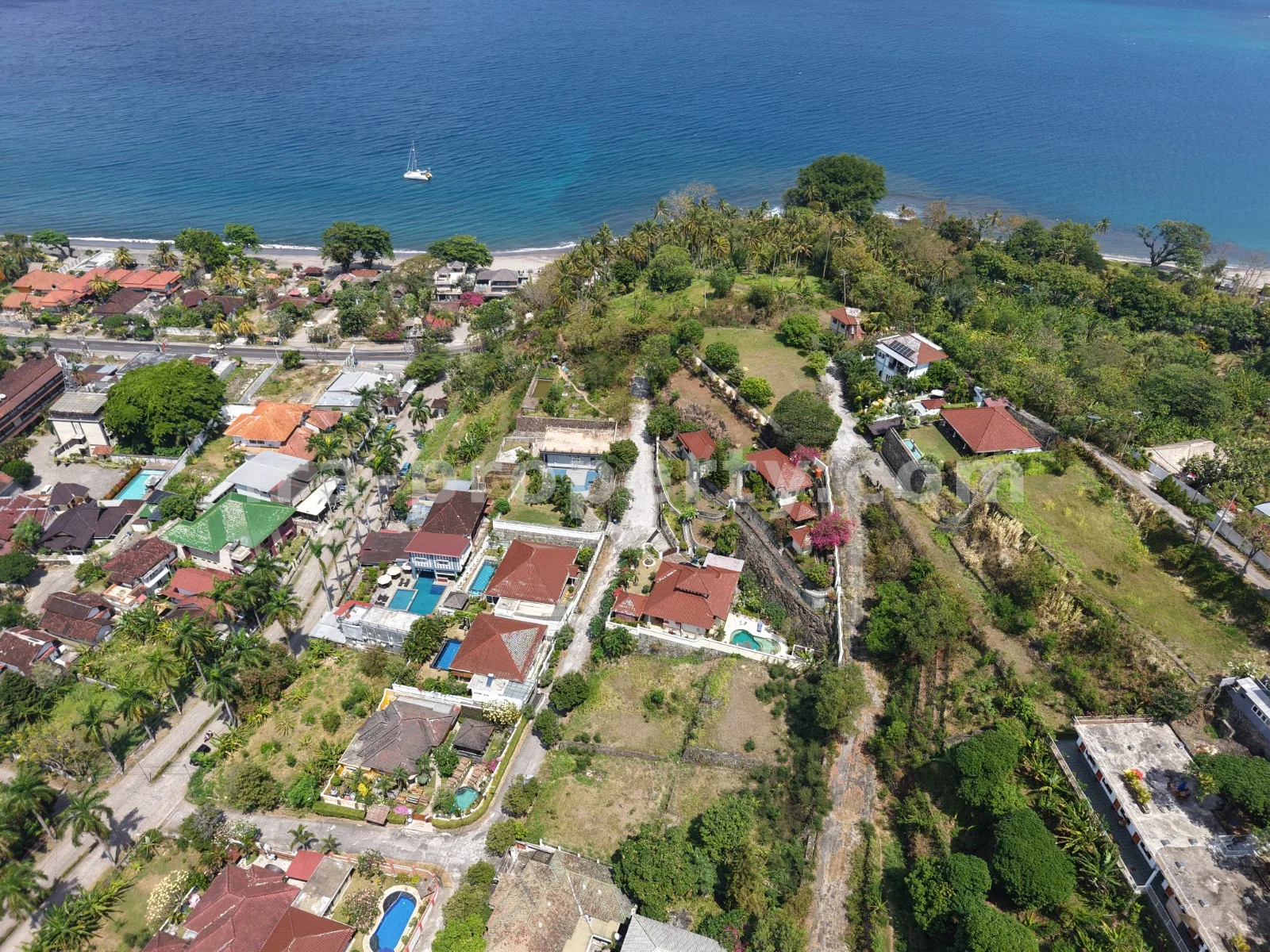 Ocean View Land in Green Valley – Central Senggigi, West Lombok
