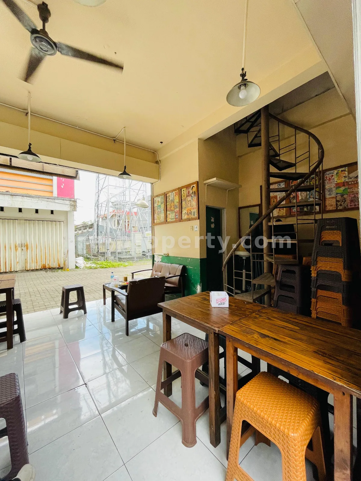 2-Storey Shop House for Sale – Lawata Gomong Square, Mataram