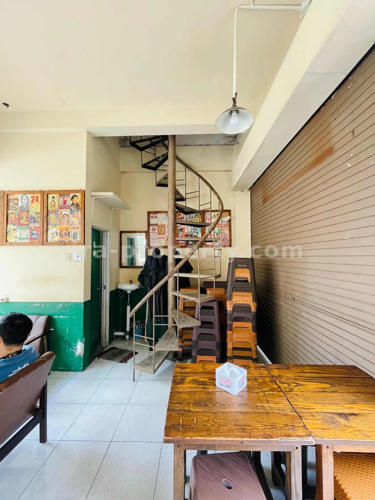 2-Storey Shop House for Sale – Lawata Gomong Square, Mataram