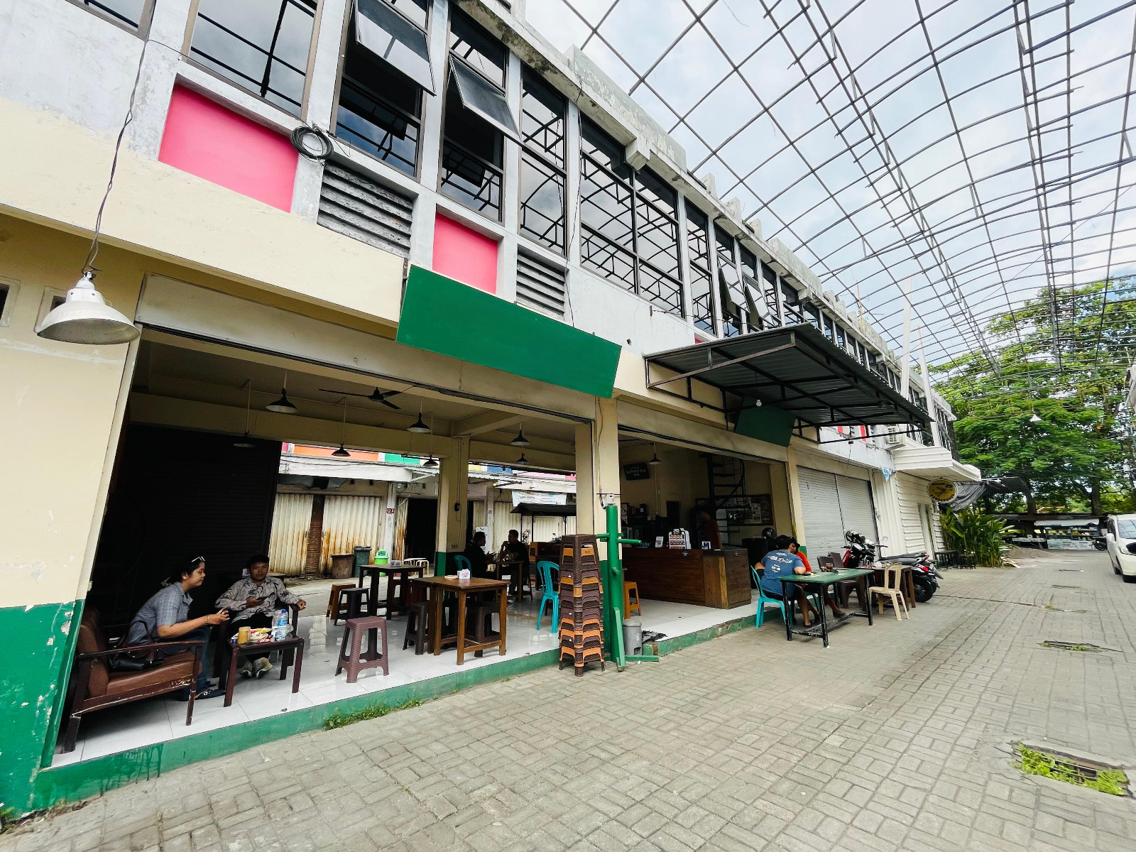 2-Storey Shop House for Sale – Lawata Gomong Square, Mataram