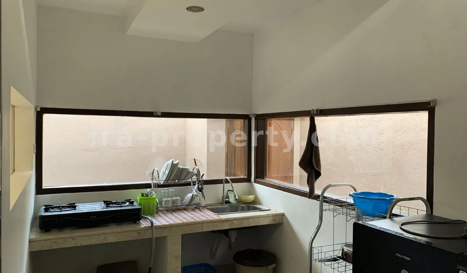Modern Minimalist Villa with Private Pool – Batu Layar near Senggigi