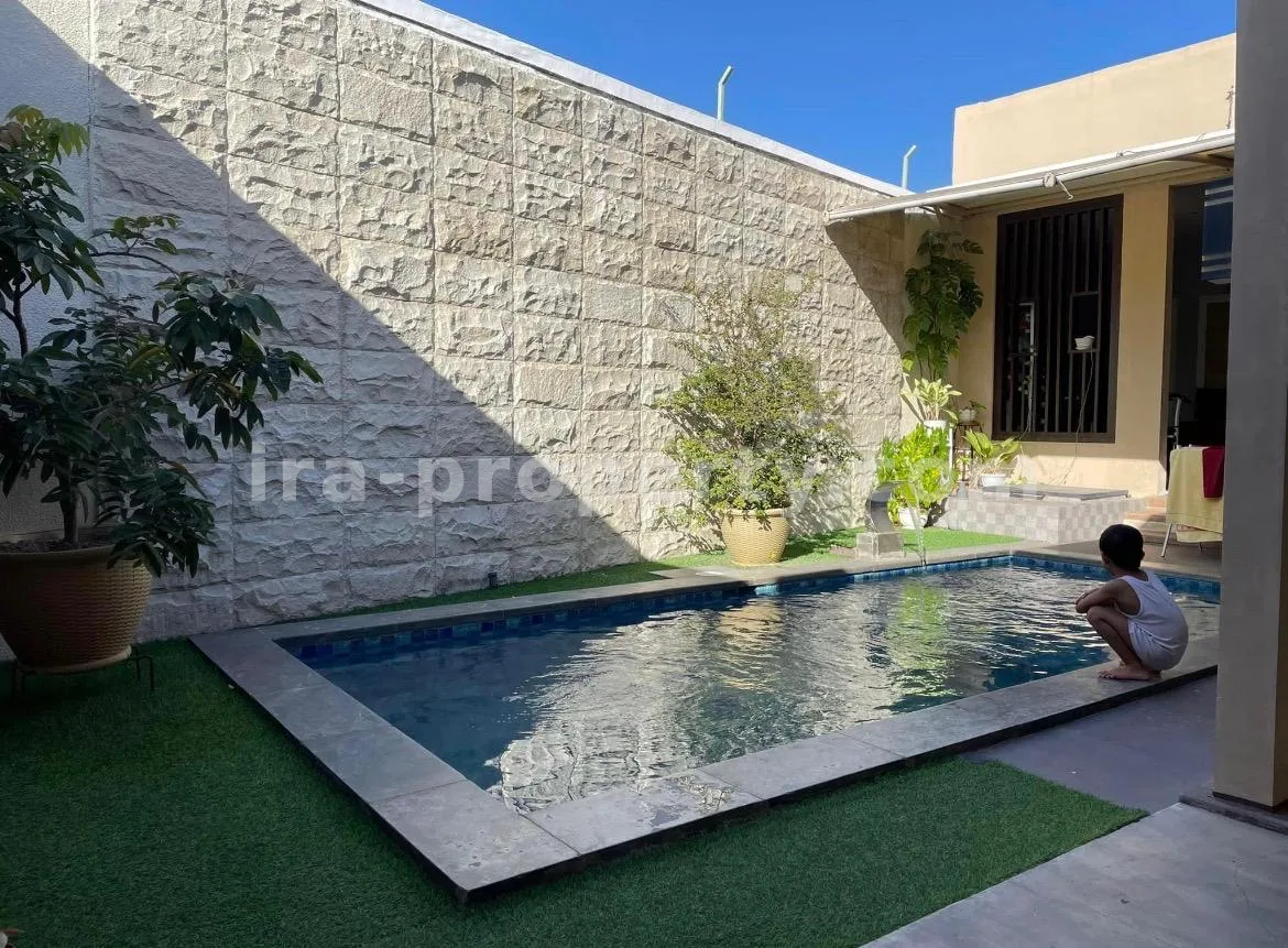 Luxury House with Private Pool Near RSUD Gerung – West Lombok