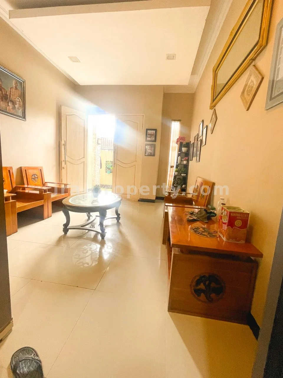 Massive Corner House for Sale in Pejarakan, Mataram
