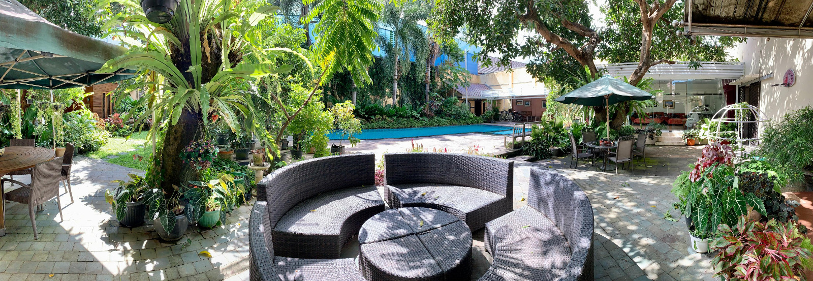 Ultra-Luxury 7BR Mansion with Private Pool – Jalan Adisucipto, Central Mataram