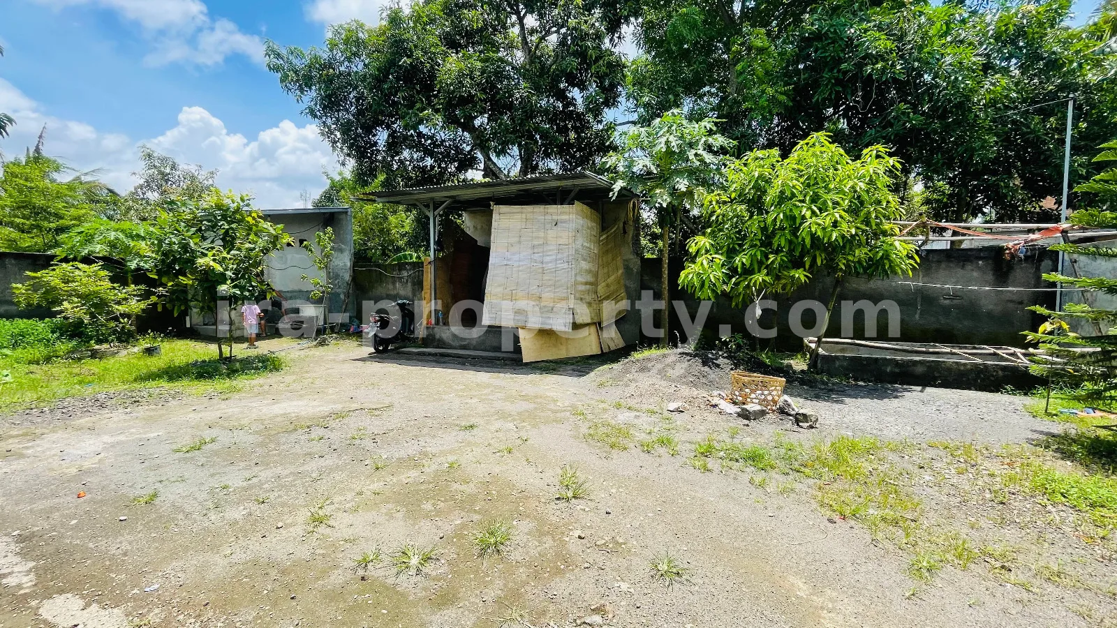 Ready to Build Land for Sale in Bertais – Near Bertais Market, Mataram