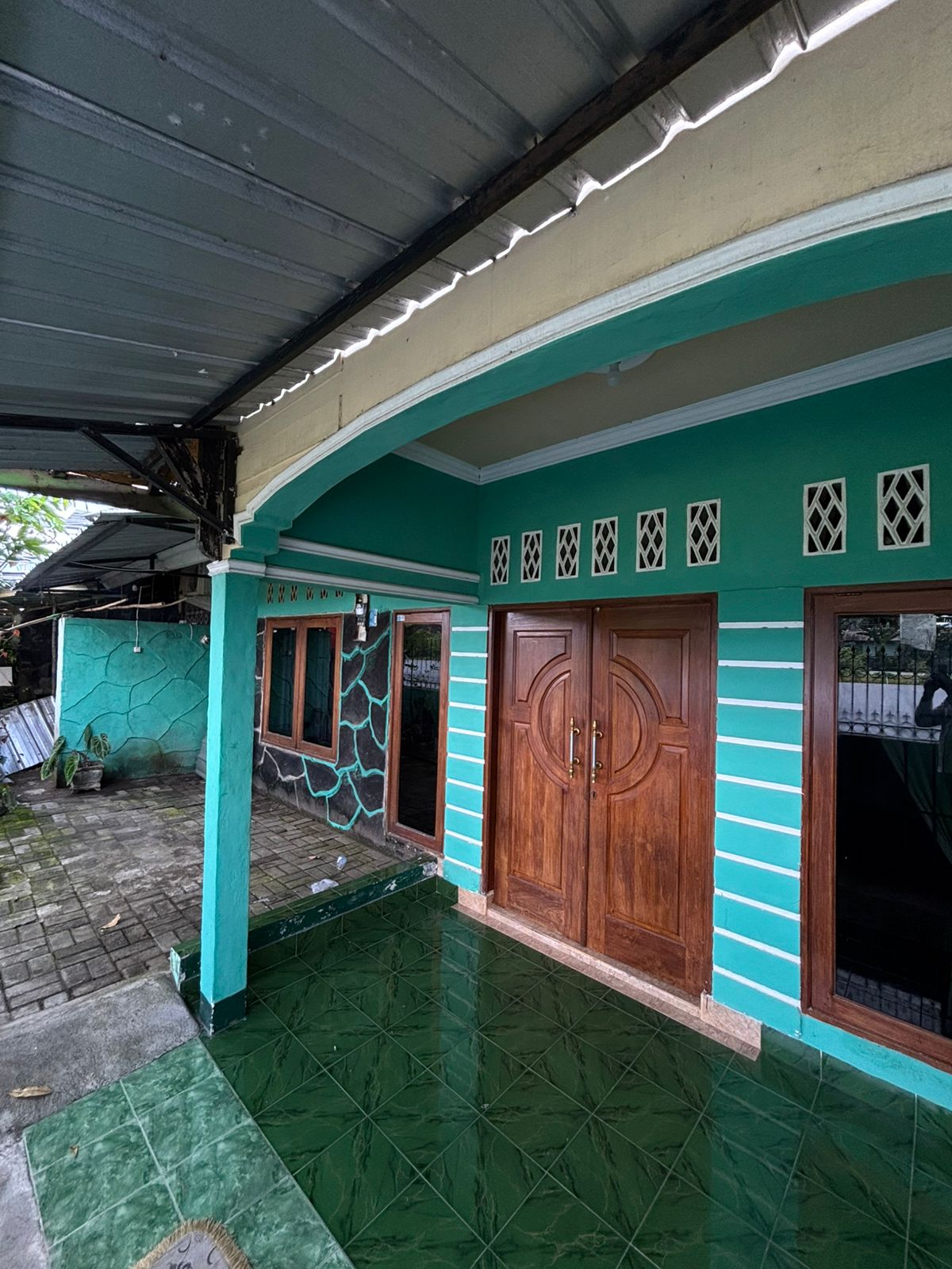 Affordable Multi-Story Home in Udayana, Mataram – Prime Lifestyle Location