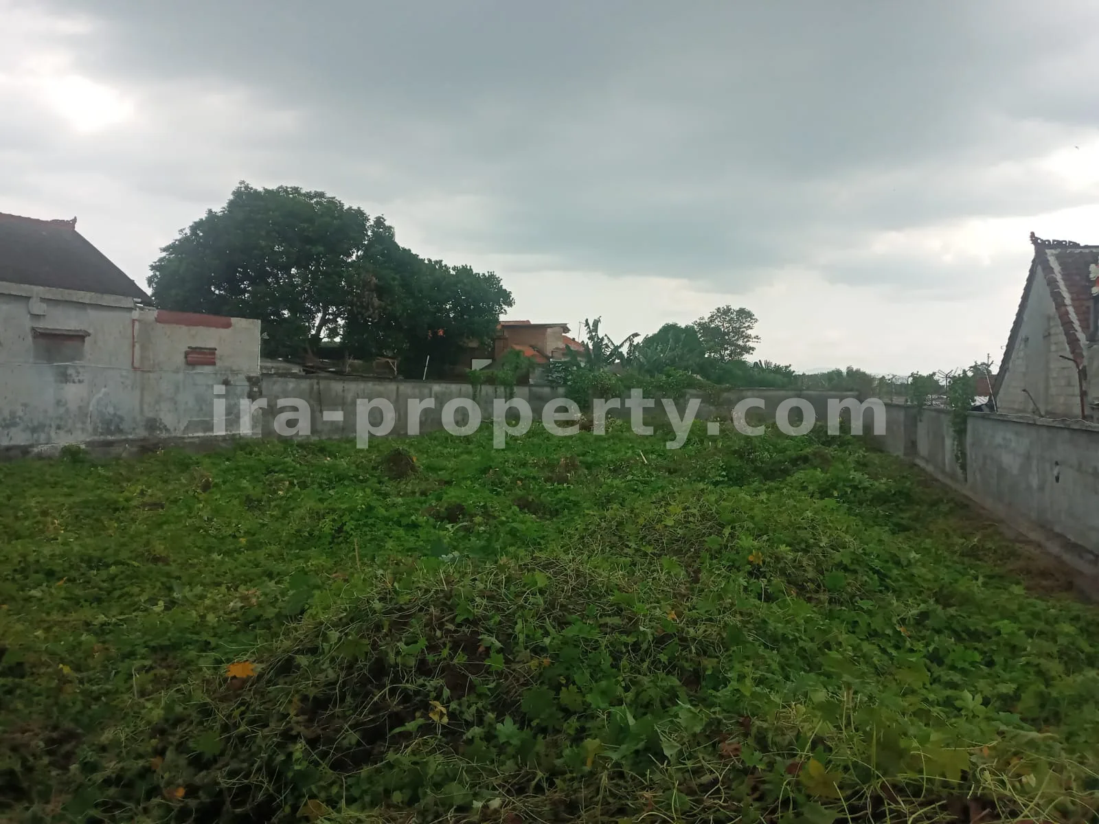 Premium Warehouse Complex for Rent – Strategic Distribution Hub in Central Mataram