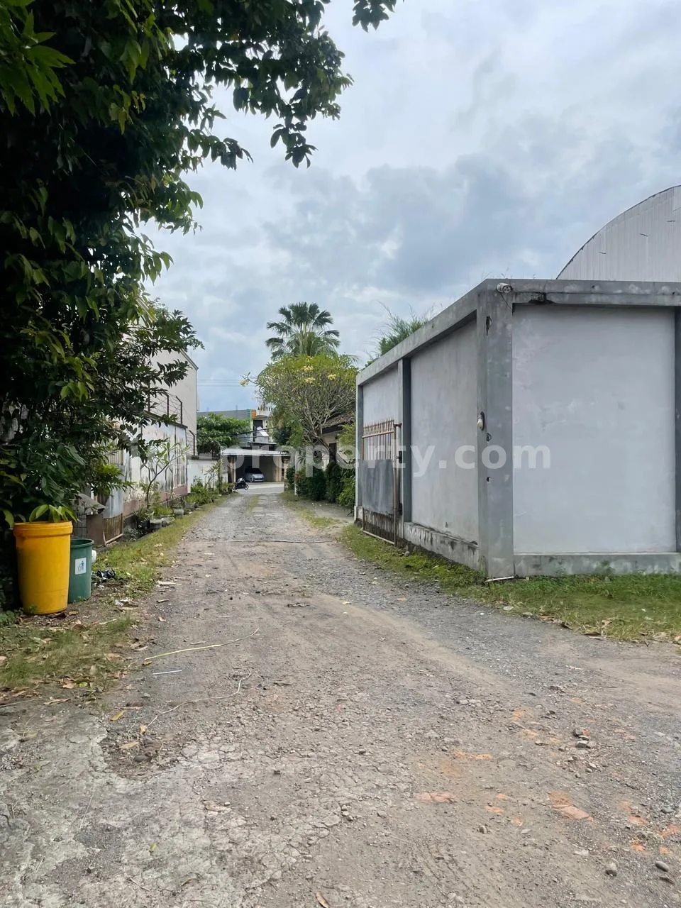 Premium Warehouse Complex for Rent – Strategic Distribution Hub in Central Mataram