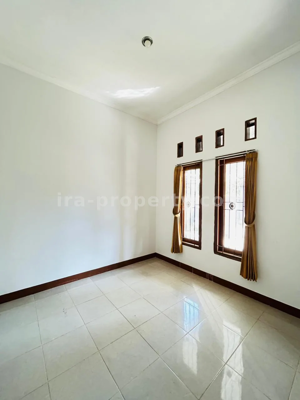 Newly Renovated Family Home – Prime Location Near Jalan Adisucipto, Mataram