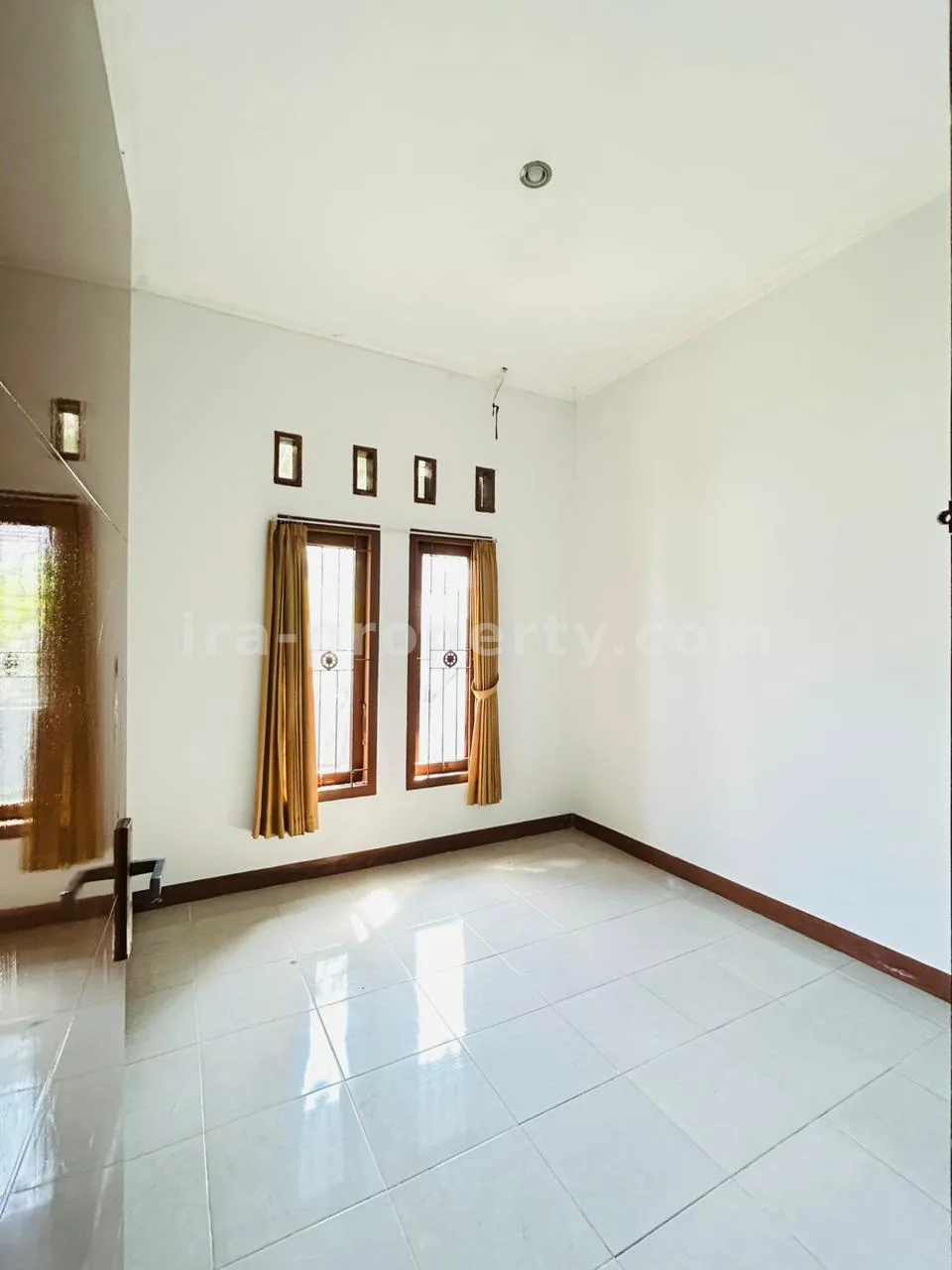 Newly Renovated Family Home – Prime Location Near Jalan Adisucipto, Mataram