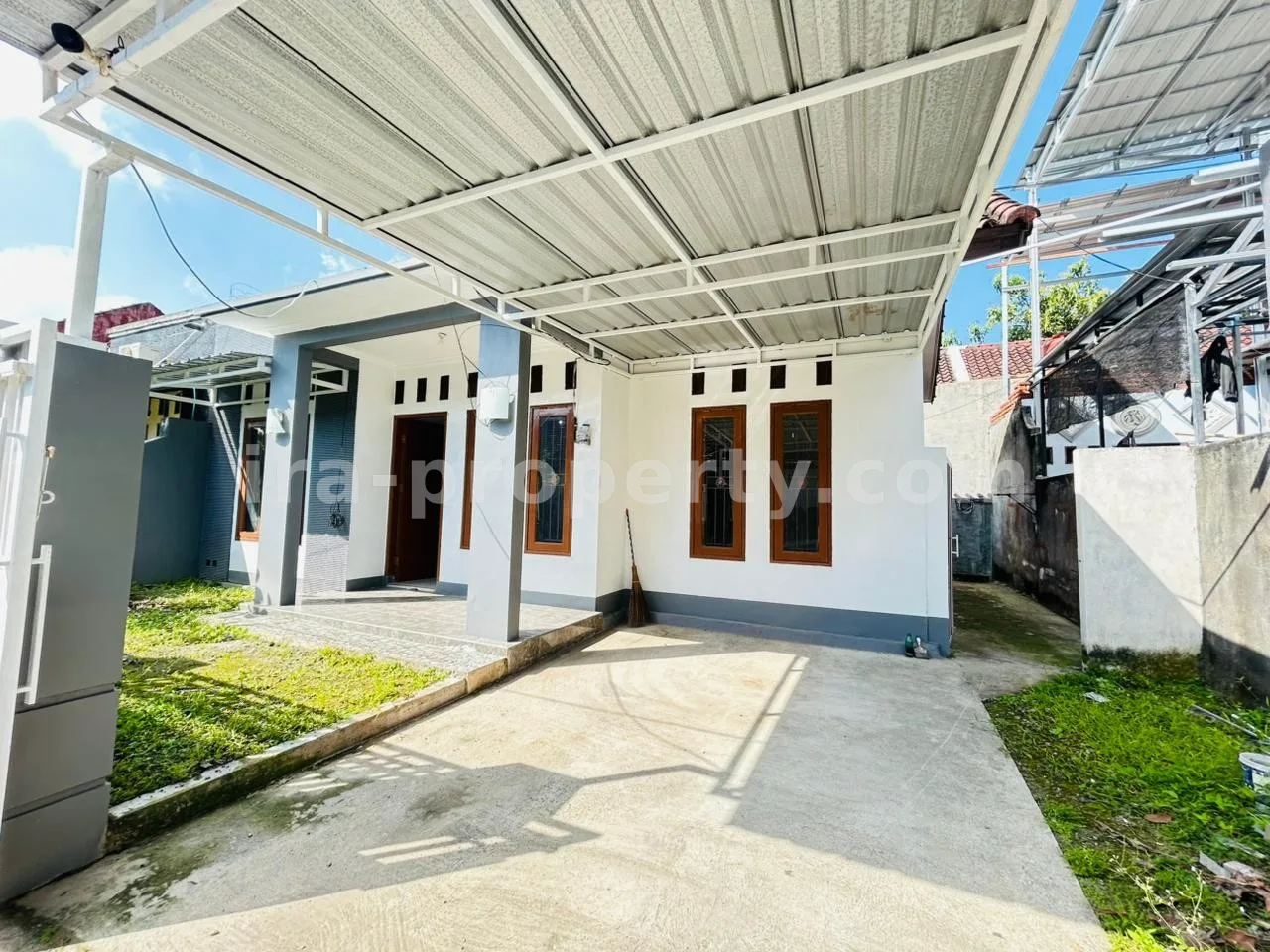 Newly Renovated Family Home – Prime Location Near Jalan Adisucipto, Mataram
