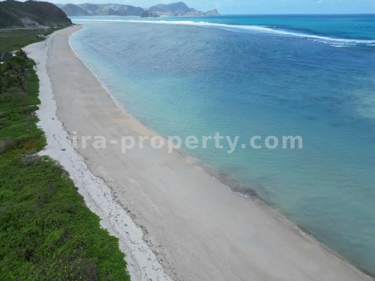 Beachfront Land for Sale Development Site – Torok Aik Beleq, South Lombok