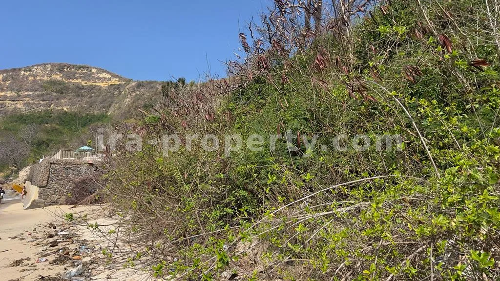 Elite 40-Are Beachfront Plot in Gerupuk – Private White Sand Beach Near Mandalika Circuit