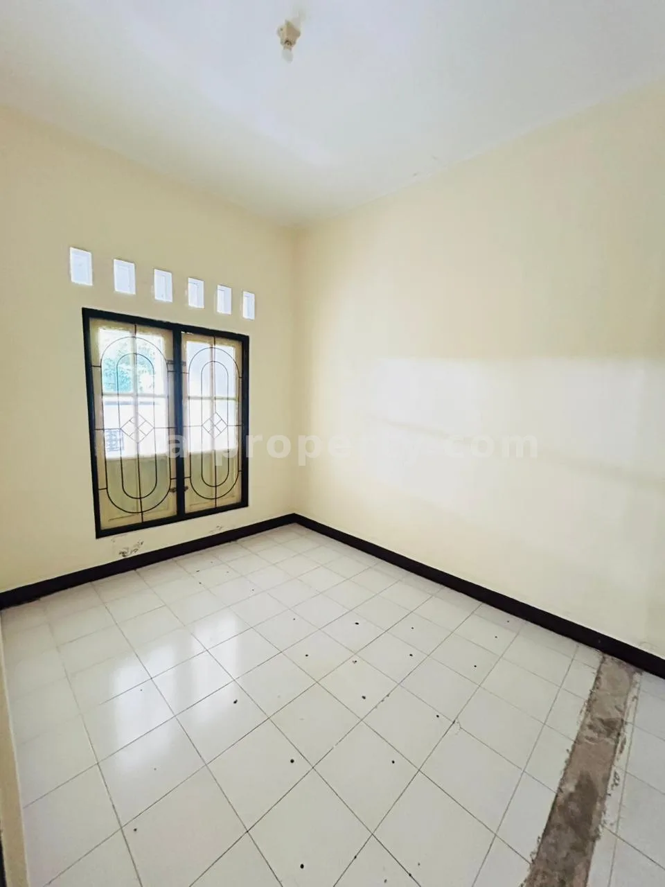 Spacious 3-Bedroom Family Home – Bumi Selaparang Asri Complex, Rembiga