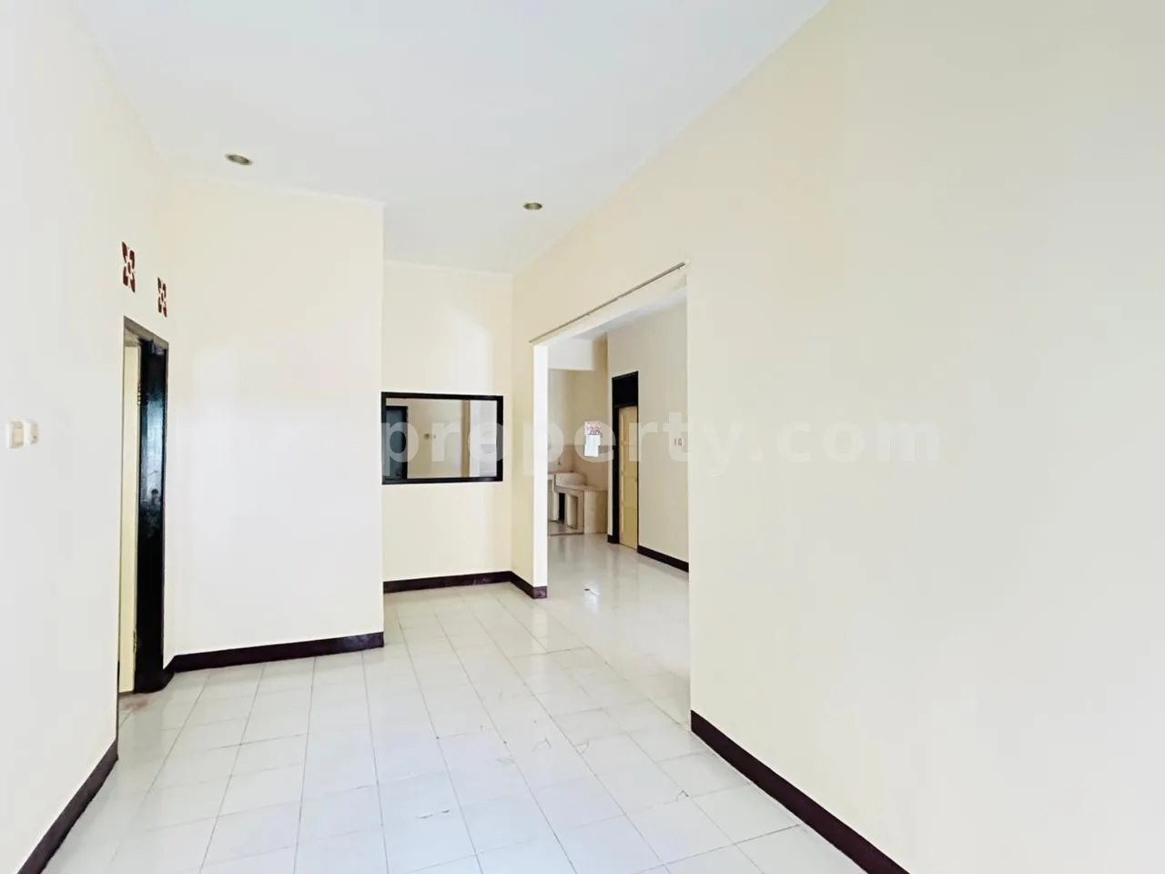 Spacious 3-Bedroom Family Home – Bumi Selaparang Asri Complex, Rembiga