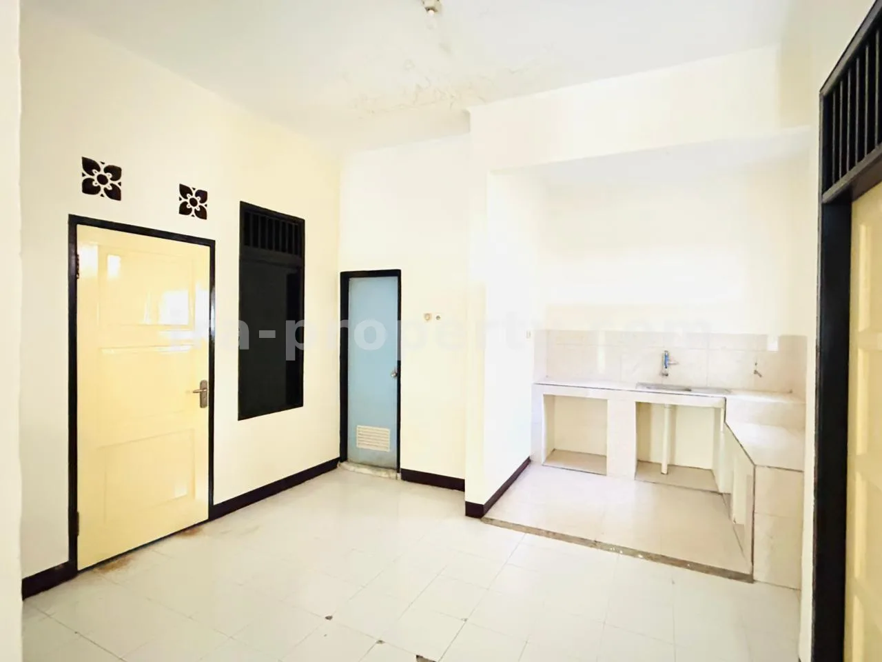 Spacious 3-Bedroom Family Home – Bumi Selaparang Asri Complex, Rembiga