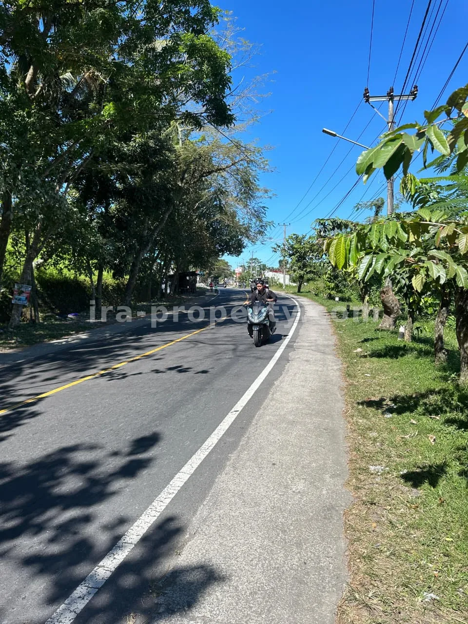 Main Road Land for Sale in Mantang, Central Lombok