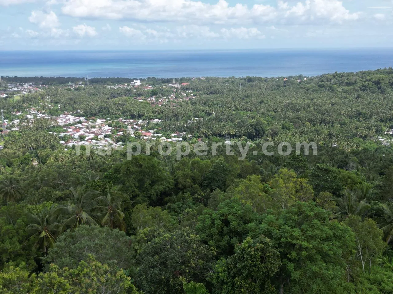 Premium Hilltop Land for Sale at Senteluk Hill, Batu Layar, Lombok – Spectacular Sea & City Views