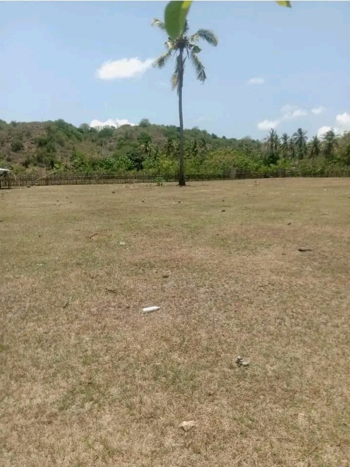 Beachfront Land for Sale in Gili Asahan, Lombok – Prime White Sand Beachfront Investment