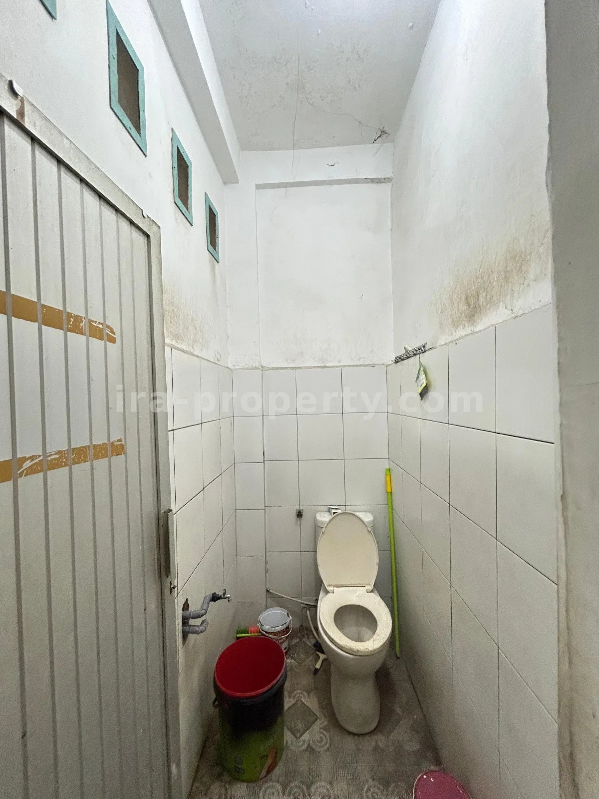 Affordable Shophouse for Sale Near the University of Mataram – Prime Business Location