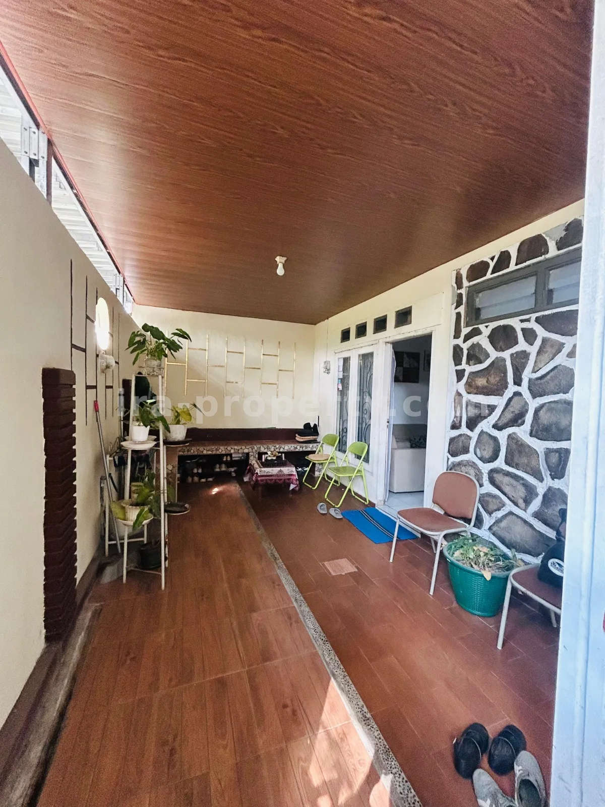 Spacious Family House for Sale Near Lombok Epicentrum Mall, Mataram – Prime City Center Living