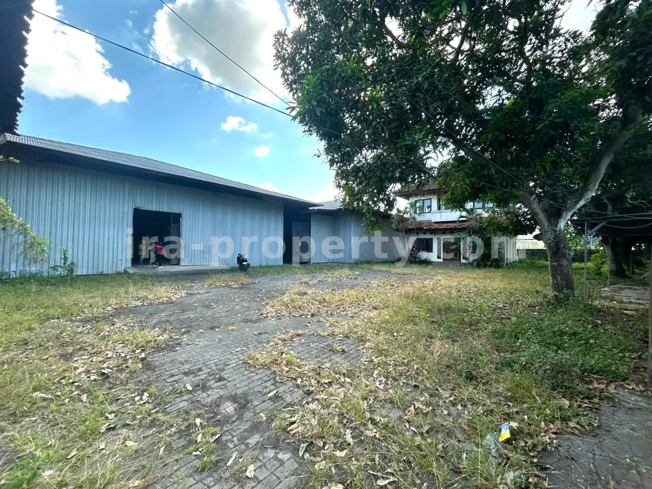 Warehouse & Office Complex for Sale in Banyumulek – Strategic Logistics Hub Near Mataram