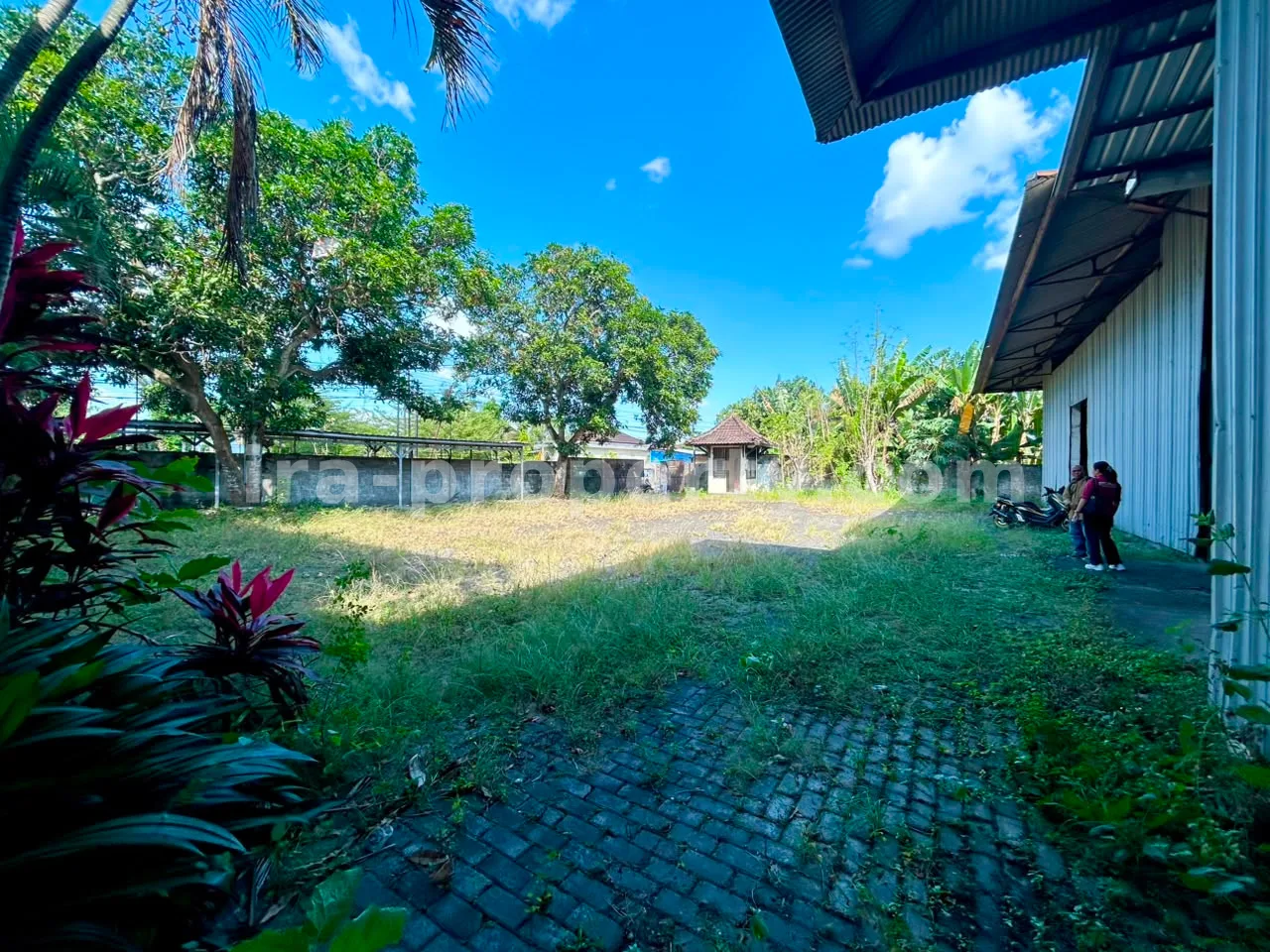 Warehouse & Office Complex for Sale in Banyumulek – Strategic Logistics Hub Near Mataram