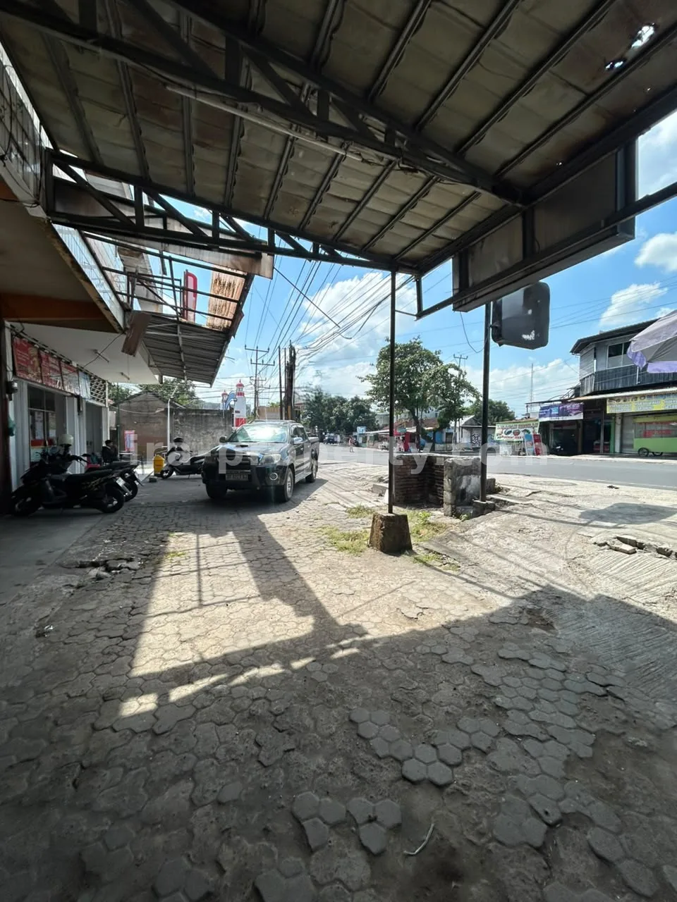 3 Commercial Shophouses for Sale Near Museum Seruni, Mataram – Prime Business & Investment Opportunity