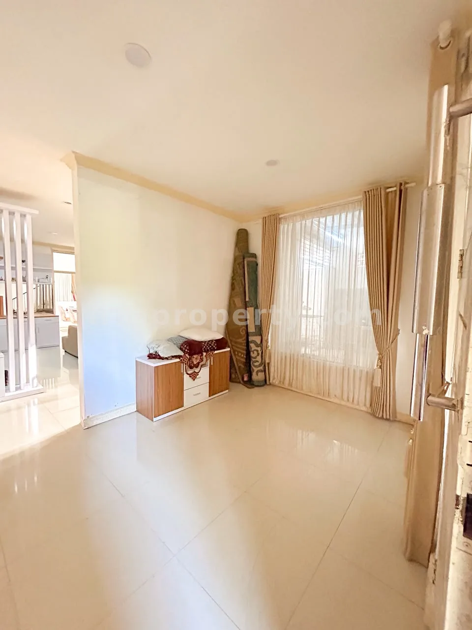 Corner 2-Storey House for Sale Near Jalan Langko, Mataram – Ideal for Office, Café, or Commercial Investment