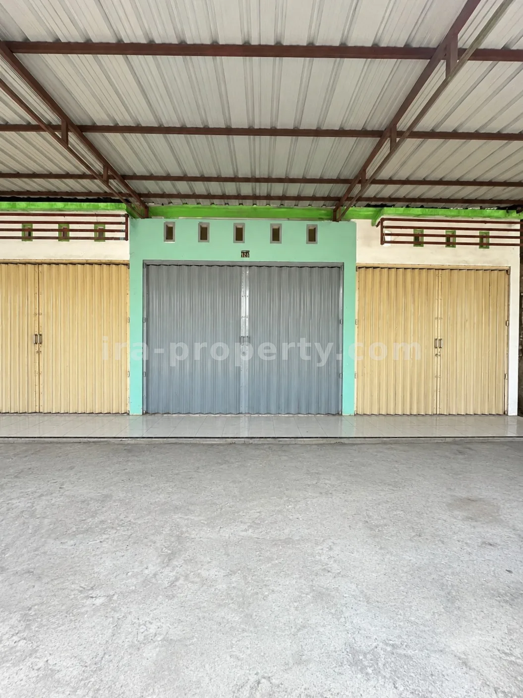 Affordable Shophouse for Sale Near the University of Mataram – Prime Business Location