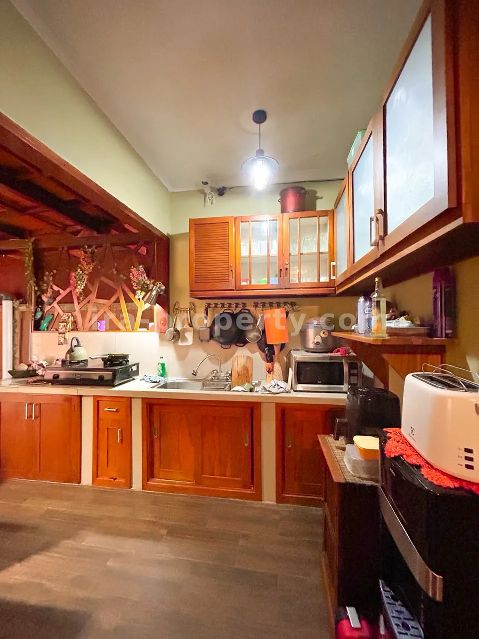 Villa-Style House for Sale in Green Valley Senggigi – Private Pool & Tropical Living