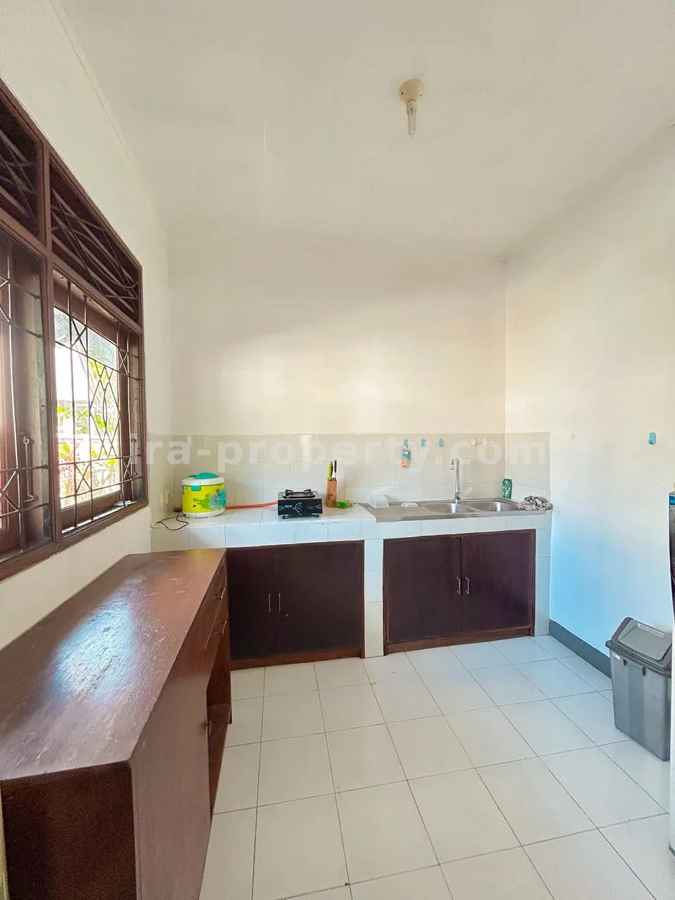 Villa-Style House for Sale in Green Valley Senggigi – Spacious 4-Bedroom Property