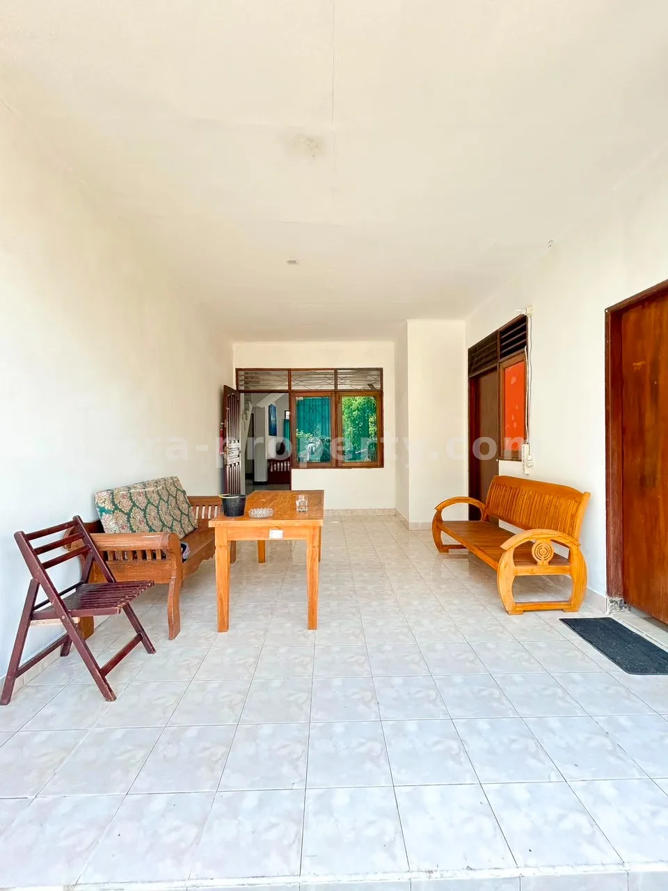 Villa-Style House for Sale in Green Valley Senggigi – Spacious 4-Bedroom Property