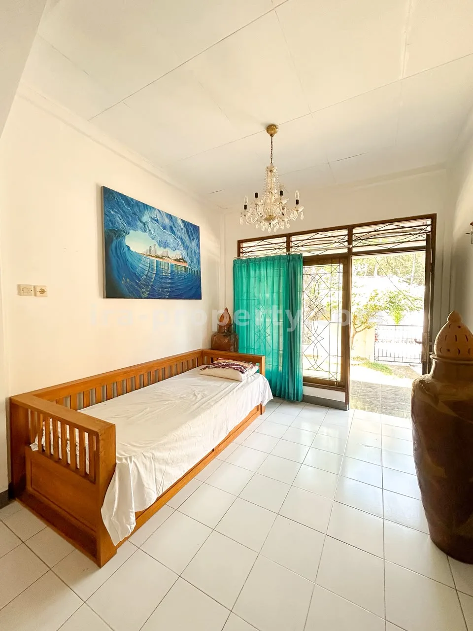 Villa-Style House for Sale in Green Valley Senggigi – Spacious 4-Bedroom Property