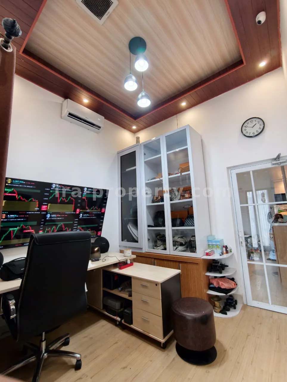 Luxury Villa-Style House for Sale in Pagutan, Mataram – Premium Fully Furnished Residence