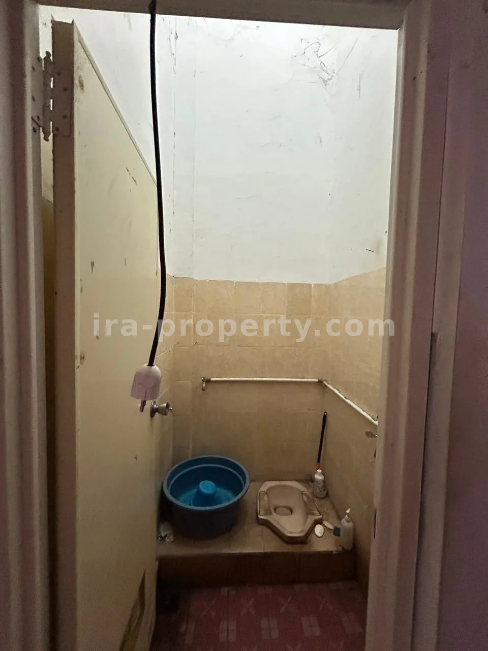 Quick Sale Shophouse for Sale in Cakranegara Utara, Mataram