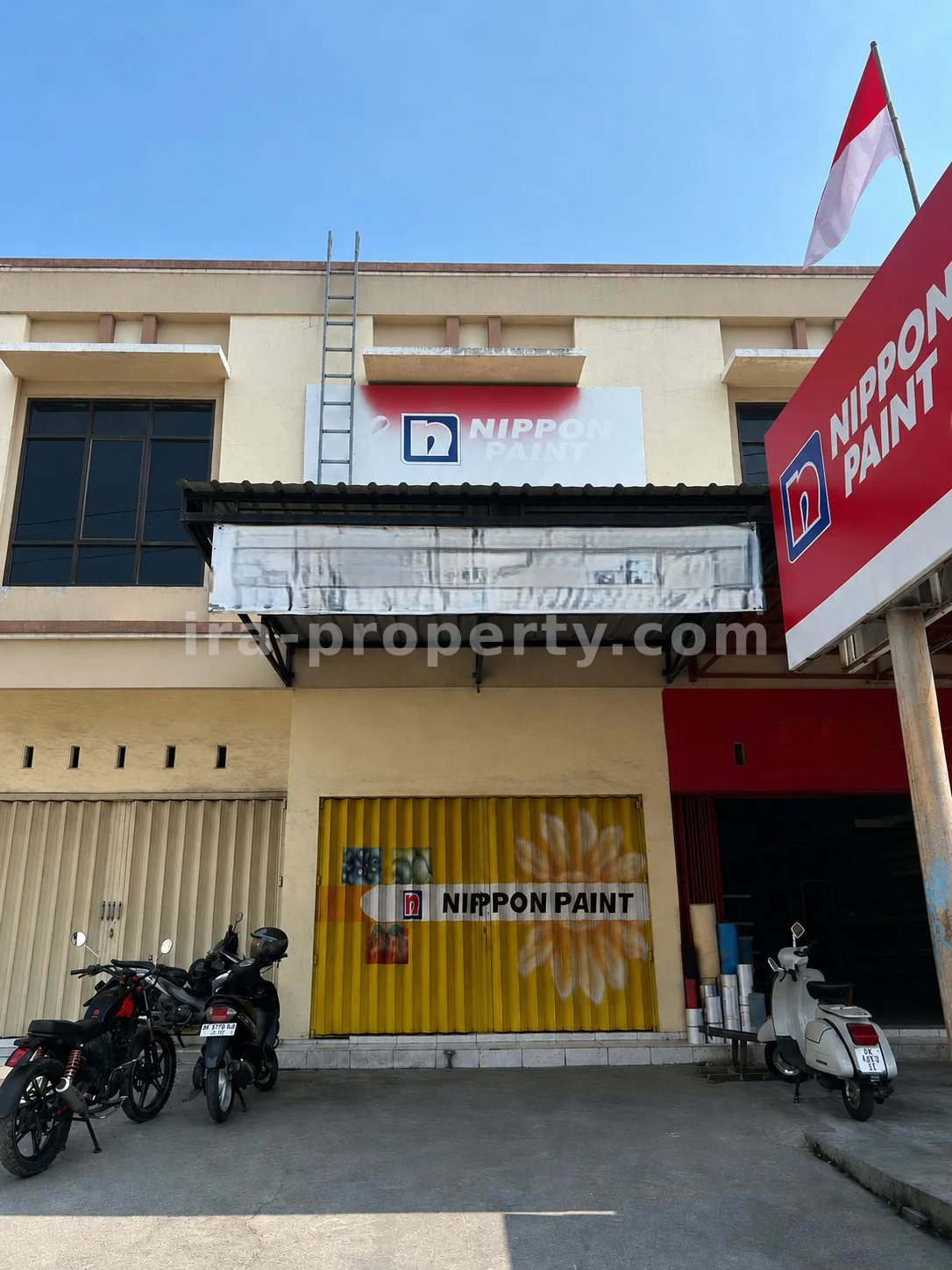 Quick Sale Shophouse for Sale in Cakranegara Utara, Mataram