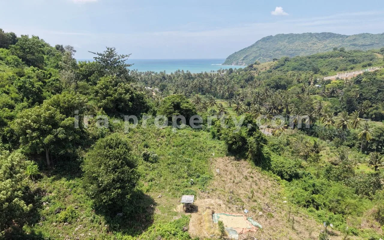 Hilltop Ocean View Land in Areguling – Near Kuta Mandalika