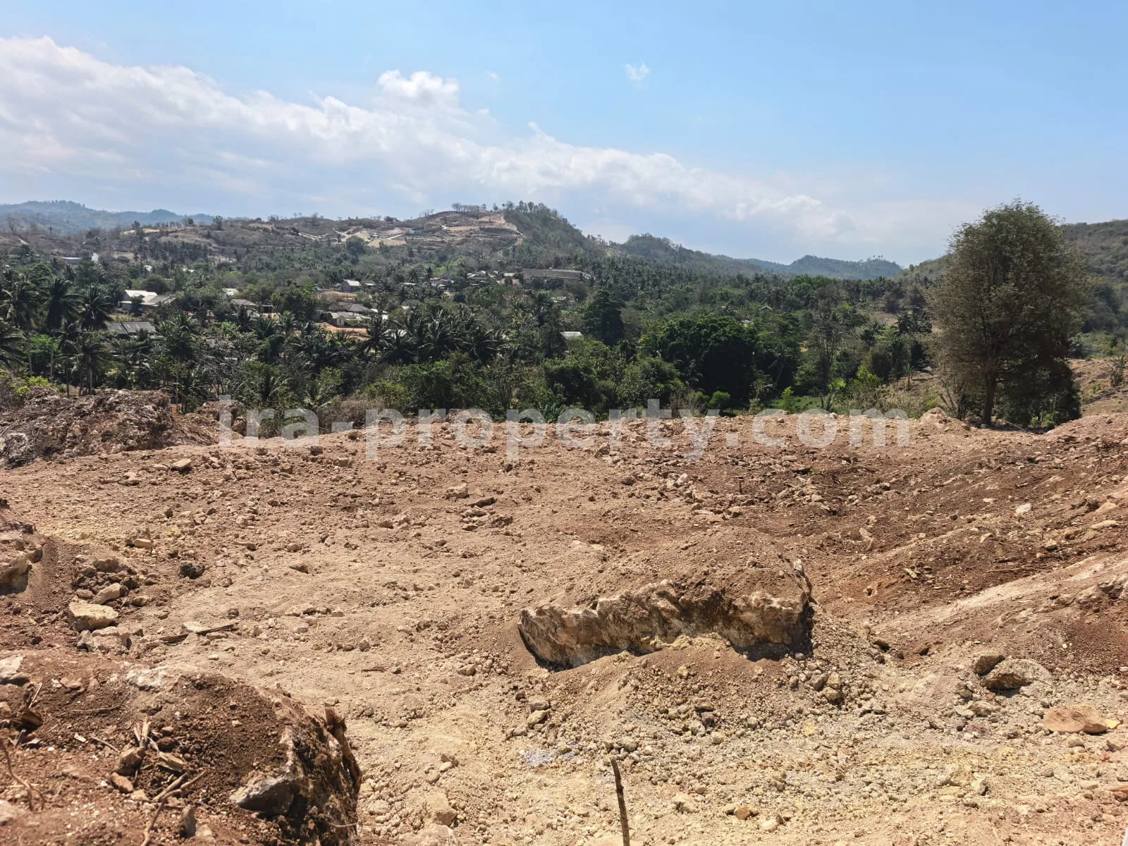 Ocean-View Land Plots in Prabu Areguling near Kuta Mandalika